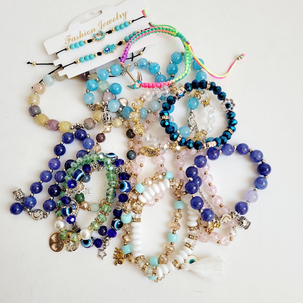 NWOT LOT 17 Bracelets Jewelry, Colorful Gemstones, Crystal, Beaded , Charms